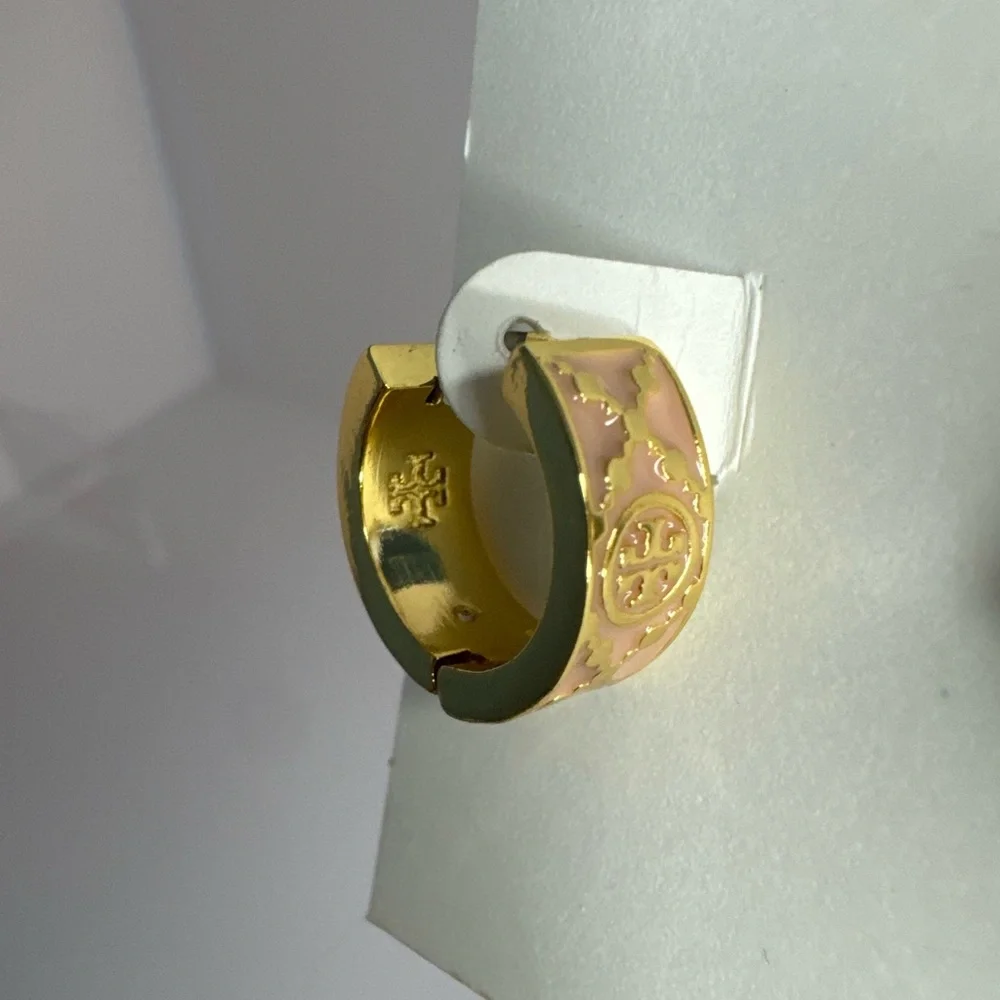 Tory Burch New Monogram Pink Enamel & Gold Plated Huggie Earrings - Picture 9 of 10